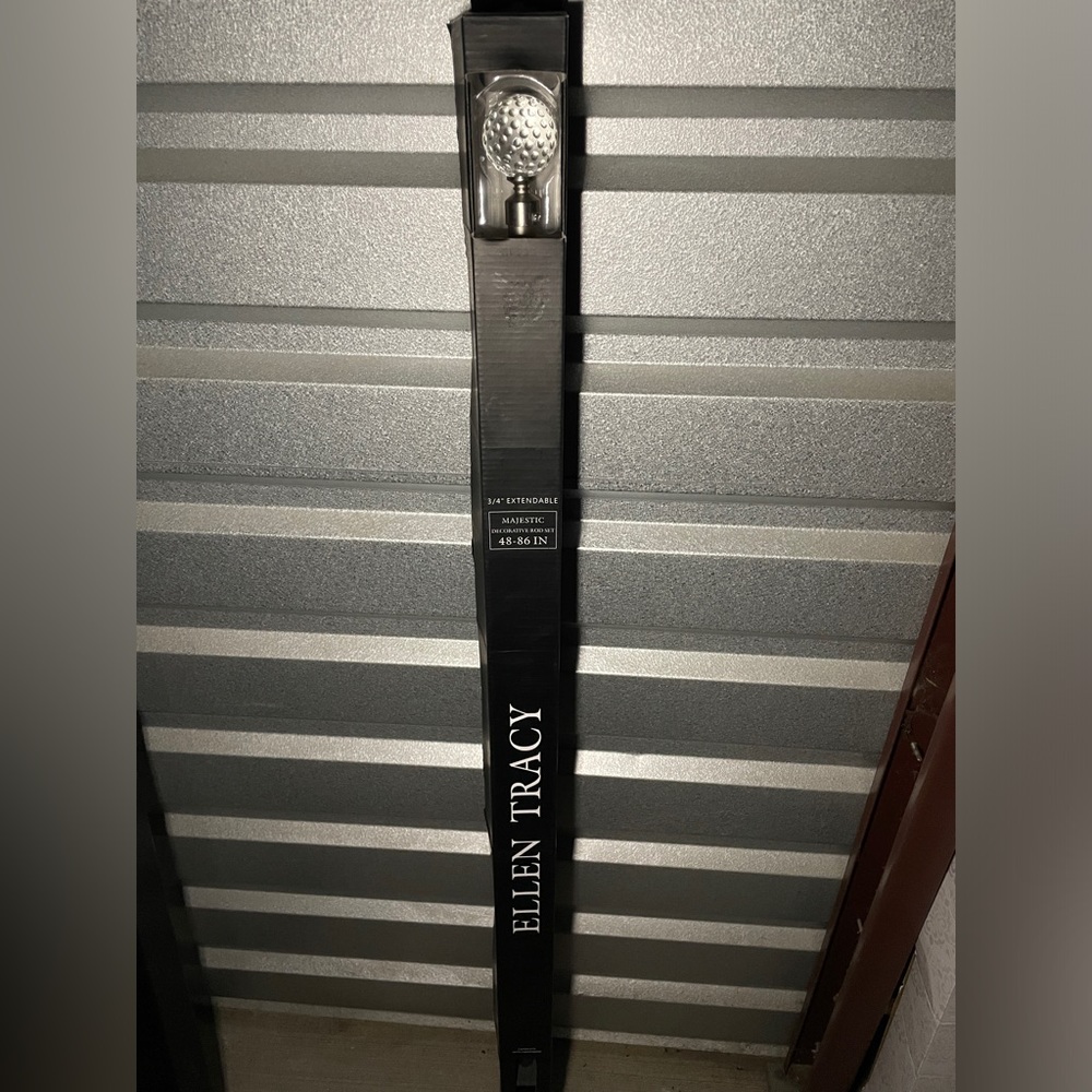 Curtain Rod - Picture 2 of 3